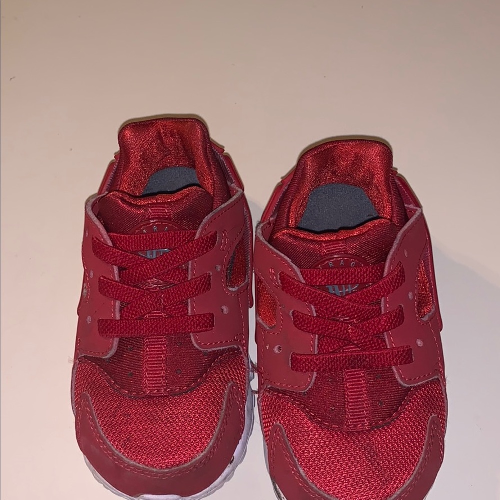 COPY - Red Nike huaraches toddler